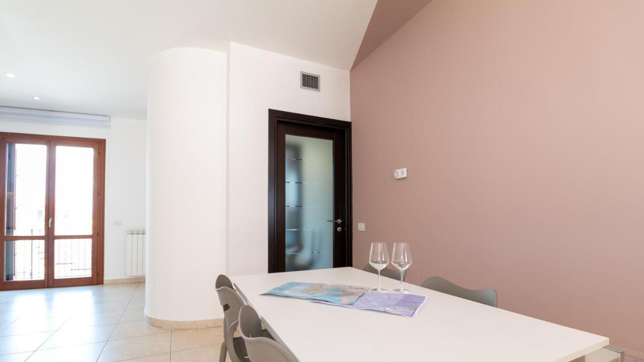 Апартаменти Sardinianworld - Xenia Boutique Tirso Ористано Екстер'єр фото